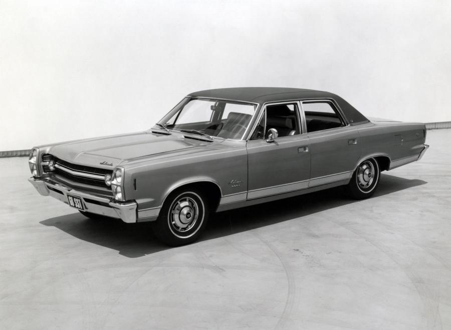  AMC Ambassador SST Sedan (6885-7) 1967 года  (фото 3 из 6)